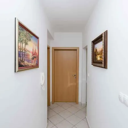 Lägenhet In 39220 Crikvenica